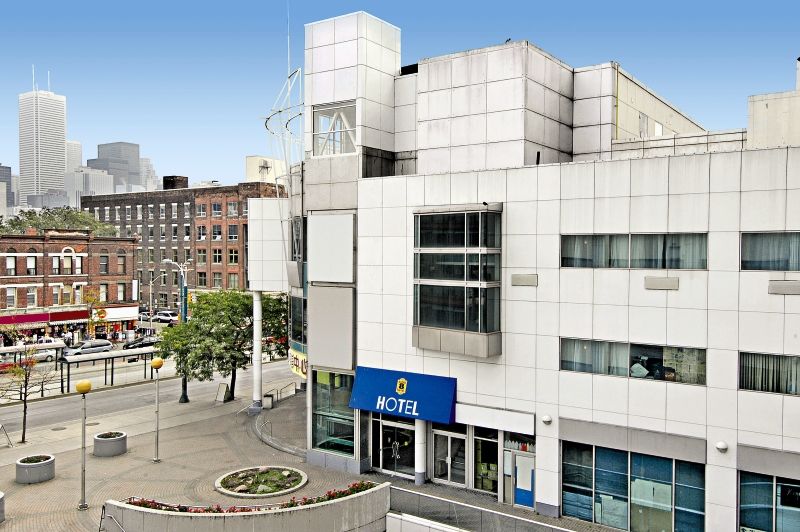 Super 8 By Wyndham Downtown Toronto Otel Dış mekan fotoğraf